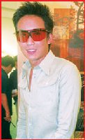 "โอ๊ค-เฉินหลง" ร่วมสร้างหนังจีน 'พ่อ' ไฟ