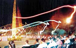 บายศรี‘พ่อคูณ’ไฟปริศนาโผล่