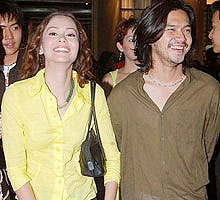 ลือไม่เลิก “นัท มีเรีย” ท้อง!!